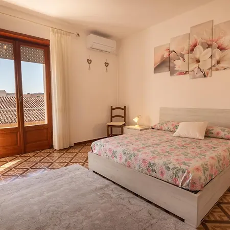 Holiday home Domus Antonia Olbia